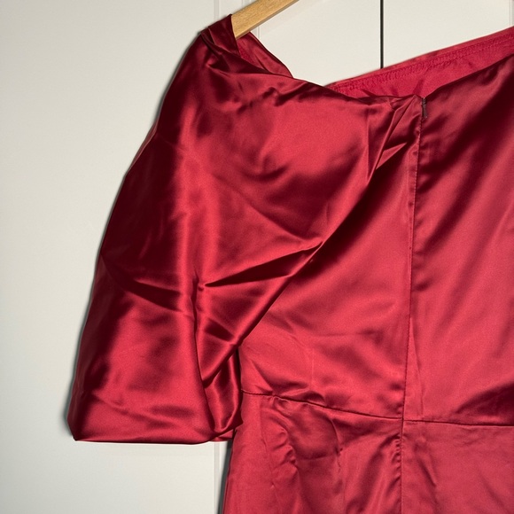 Hebeos Elegant Red Off-Shoulder Dress - Picture 6 of 8